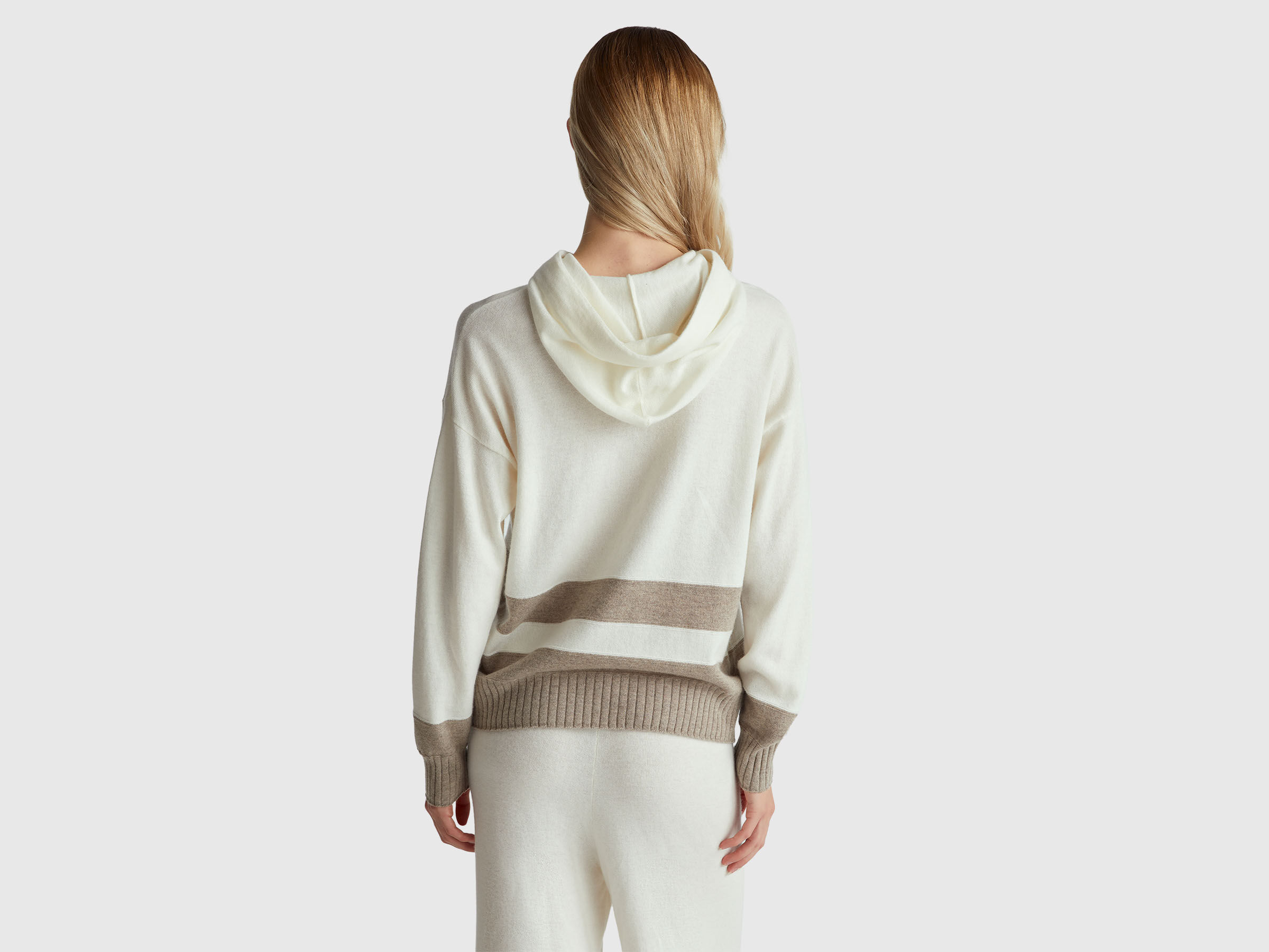 SWEATER W/HOOD Women image number 2